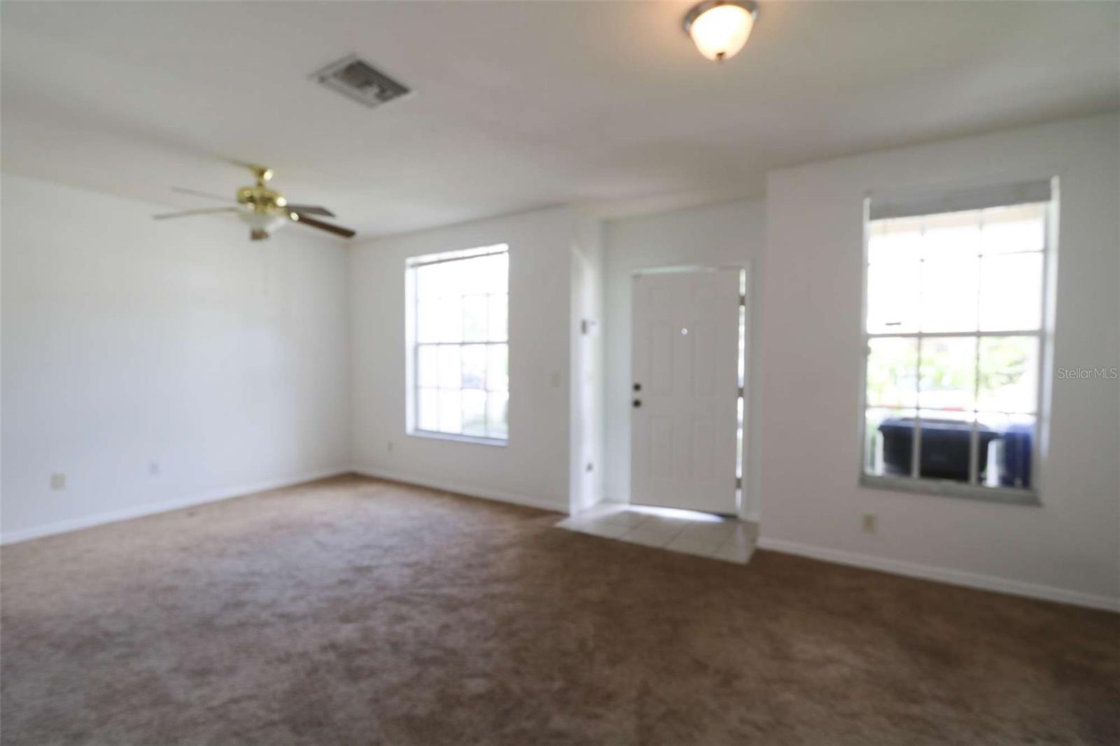 VILLAGES OF BLOOMINGDALE PH - Residential Lease