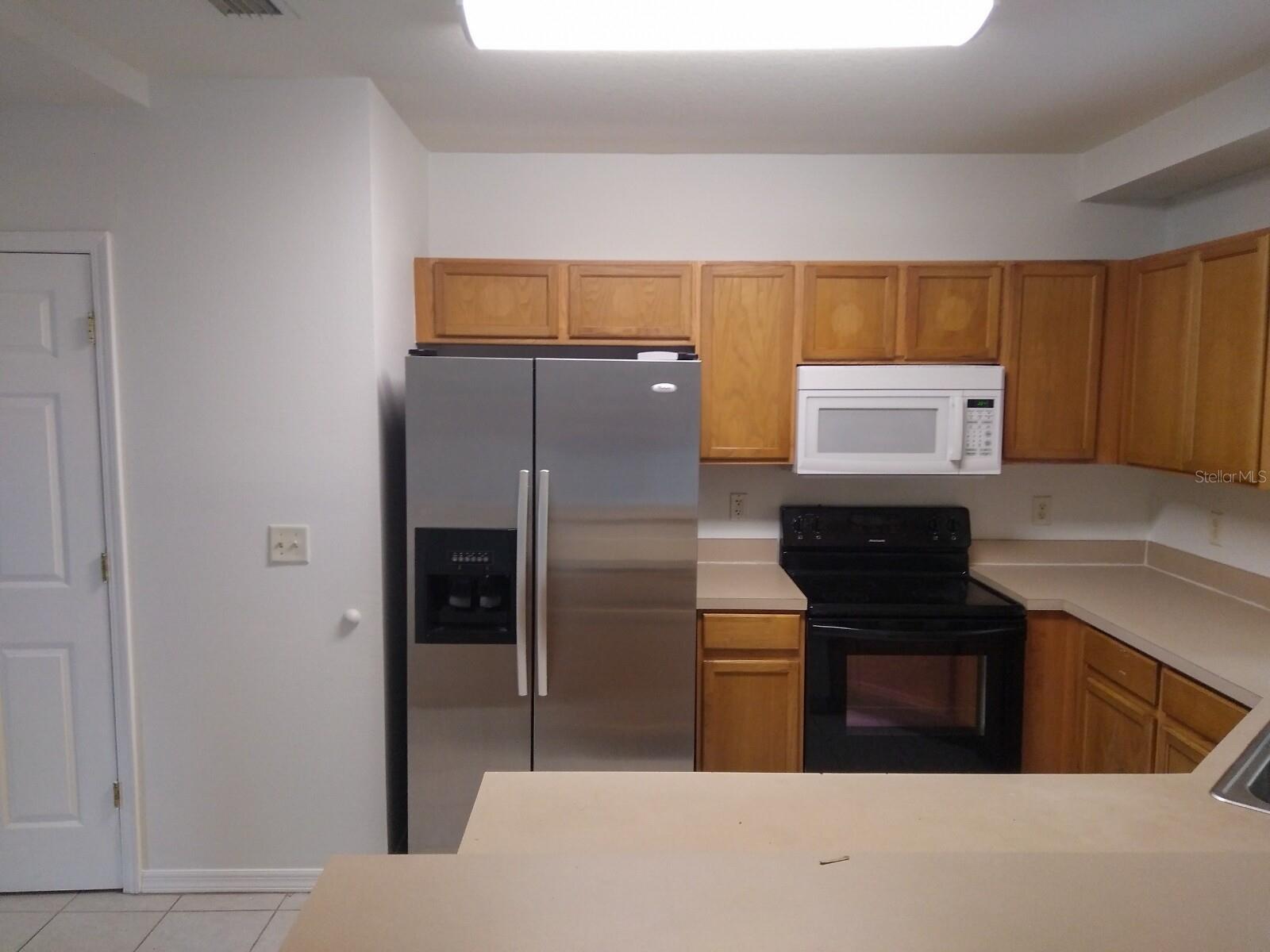 VILLAGES OF BLOOMINGDALE PH - Residential Lease