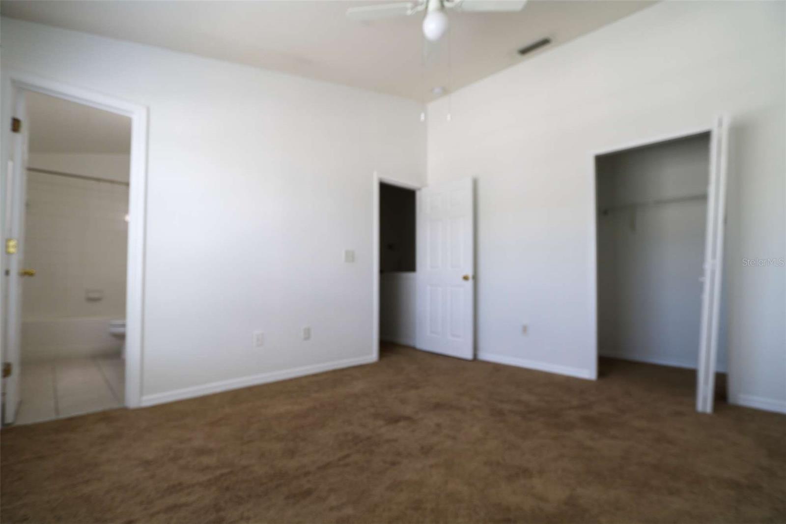 VILLAGES OF BLOOMINGDALE PH - Residential Lease