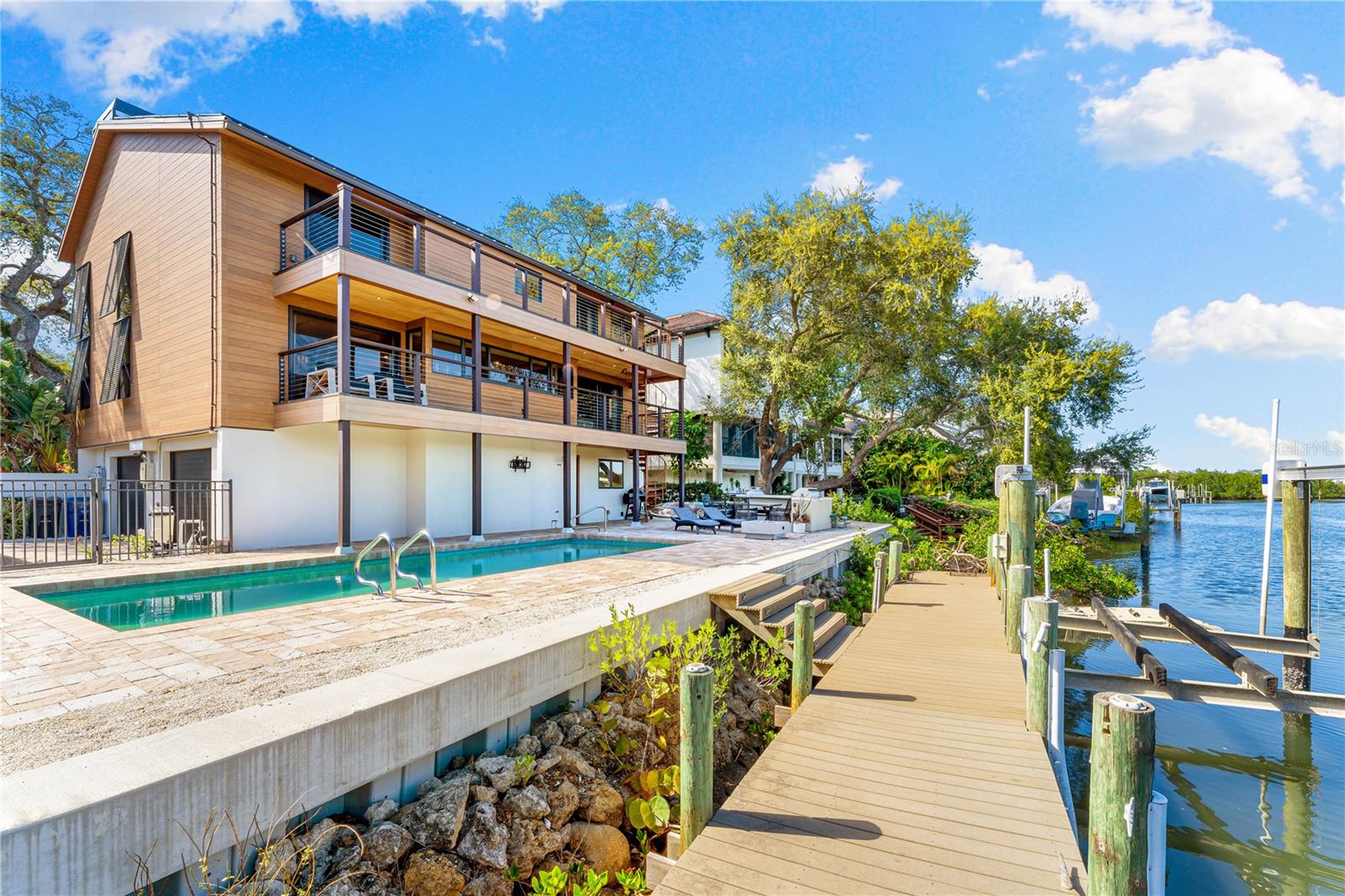 SIESTA COVE SUB - Residential