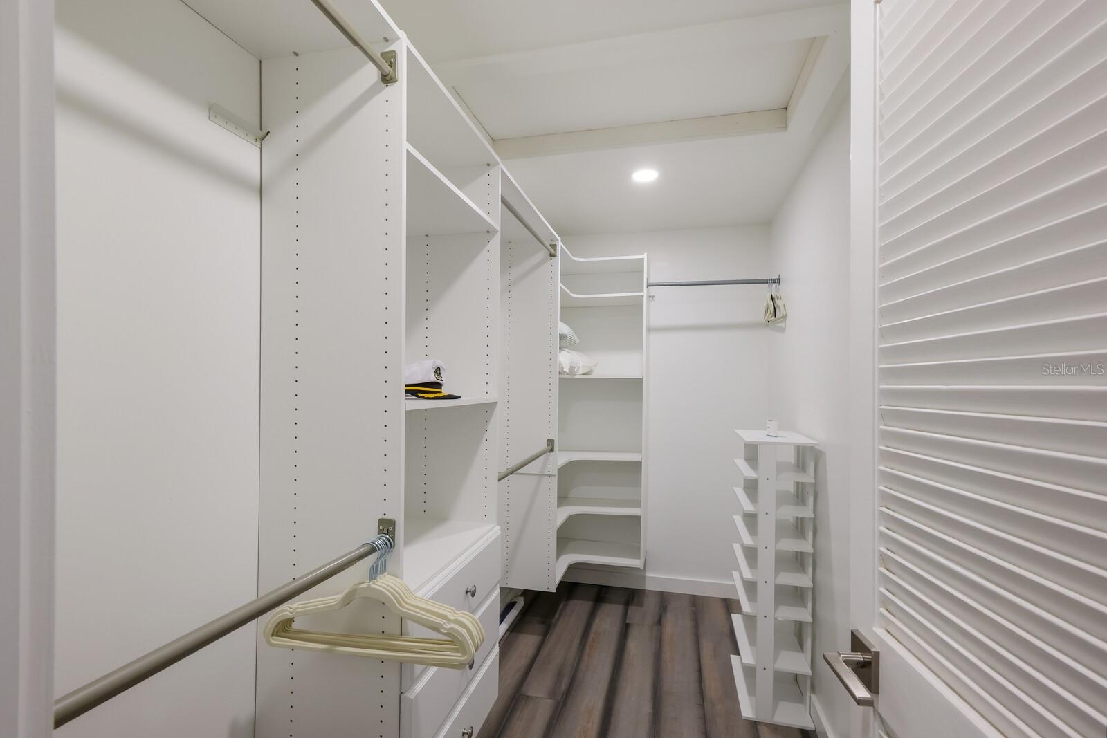 SIESTA COVE SUB - Residential