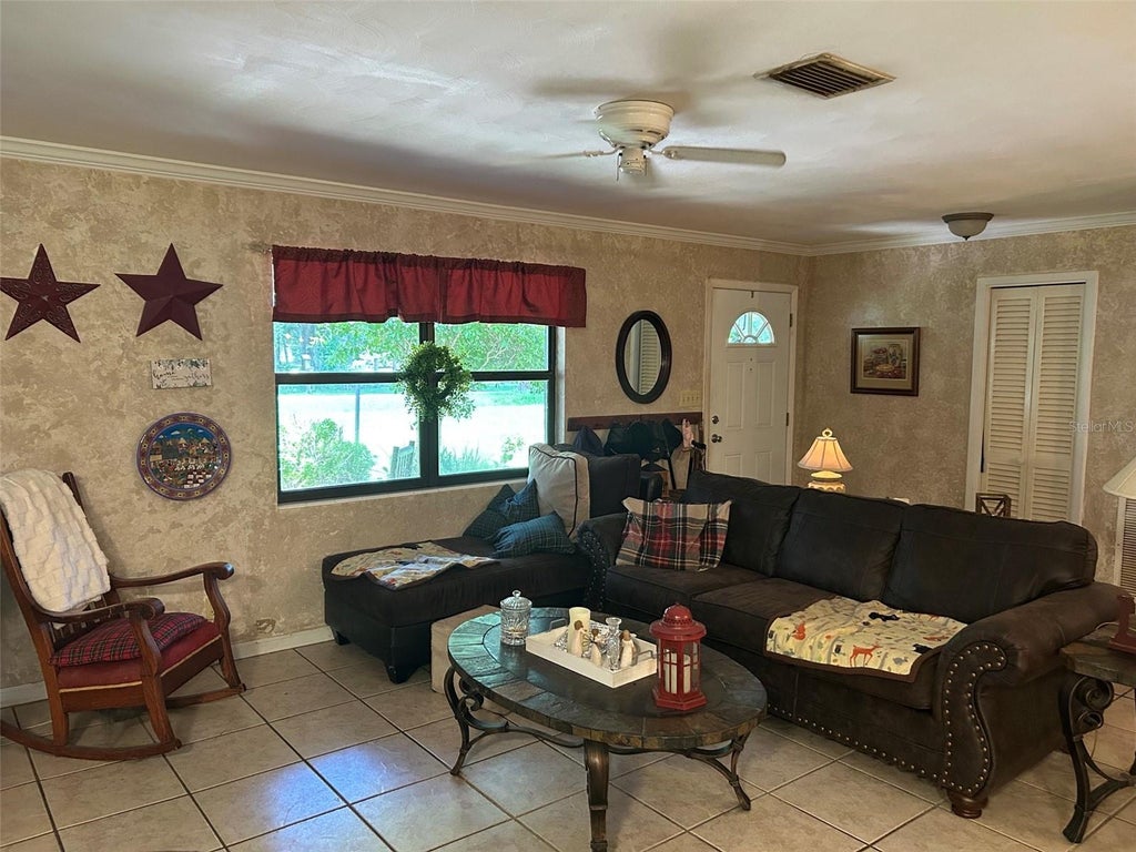 Photo of 6005 Doc Thompson Road, Plant City, FL 33565 (MLS # TB8521235)