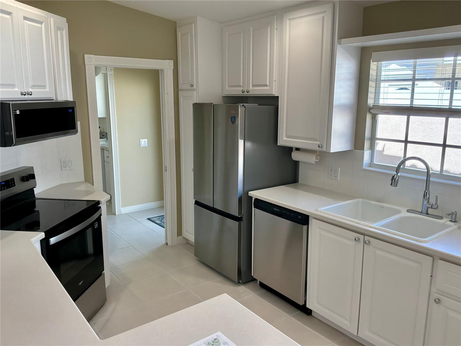 VILLAGEWALK - Residential Lease