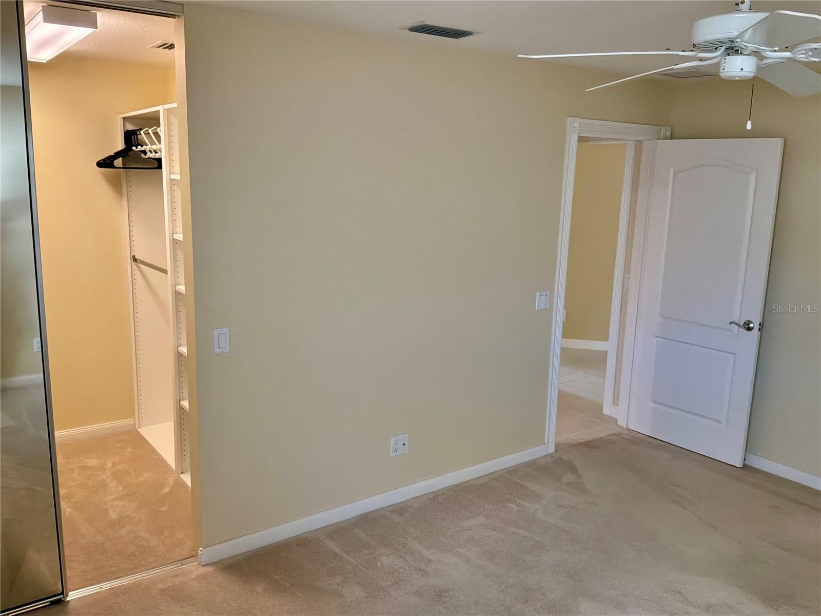 VILLAGEWALK - Residential Lease