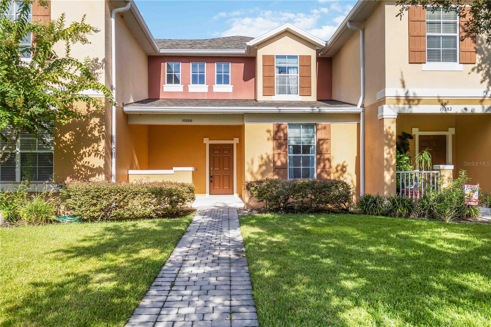 10886 SAVANNAH LANDING CIRCLE