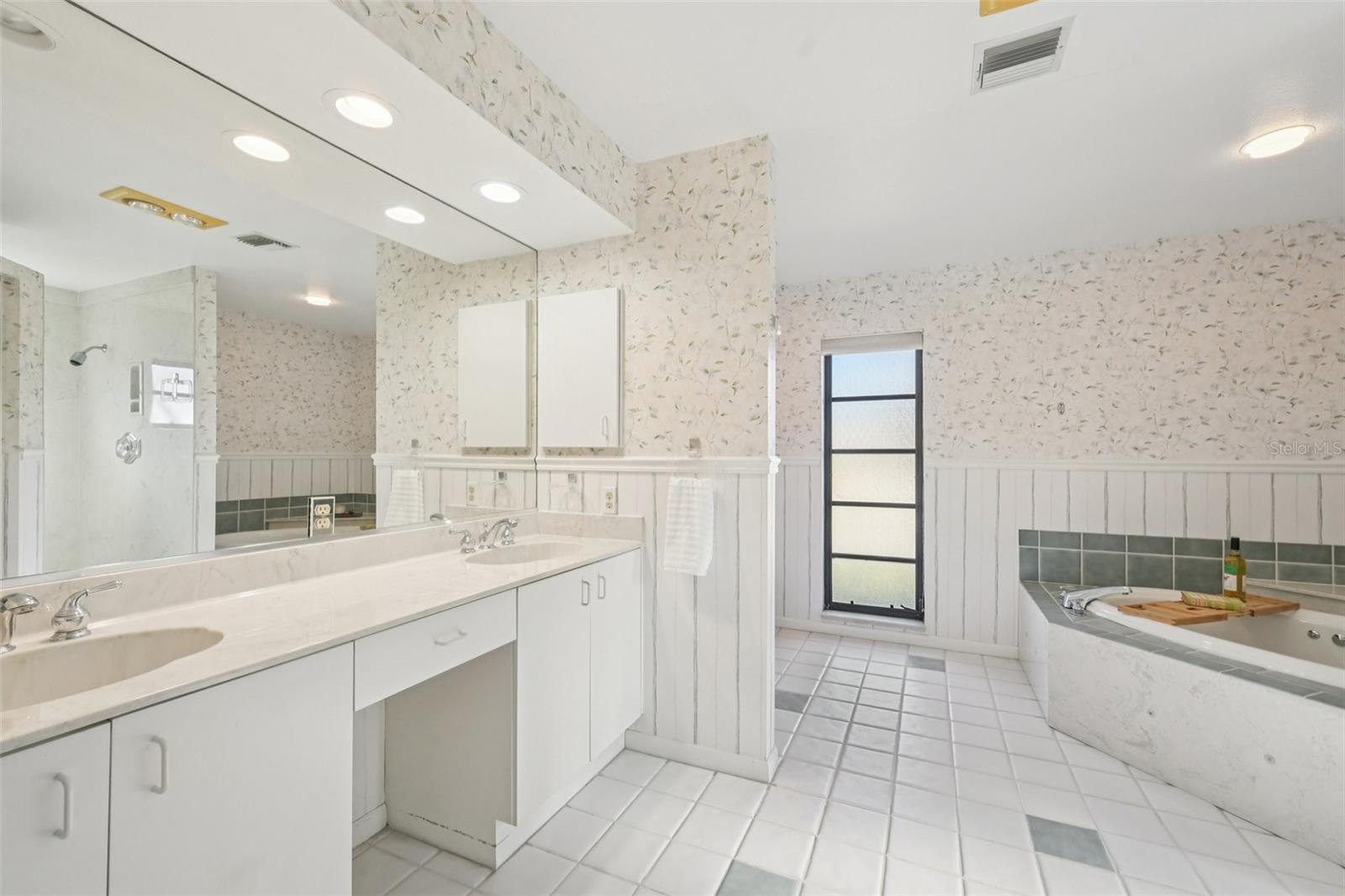 SORRENTO WOODS UNIT 2 - Residential