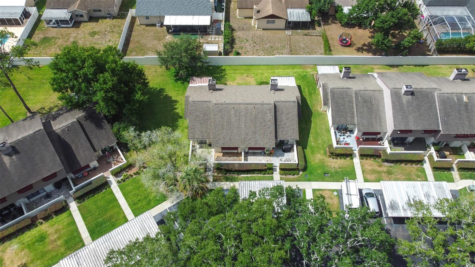 OAK PARK TWNHMS - Residential