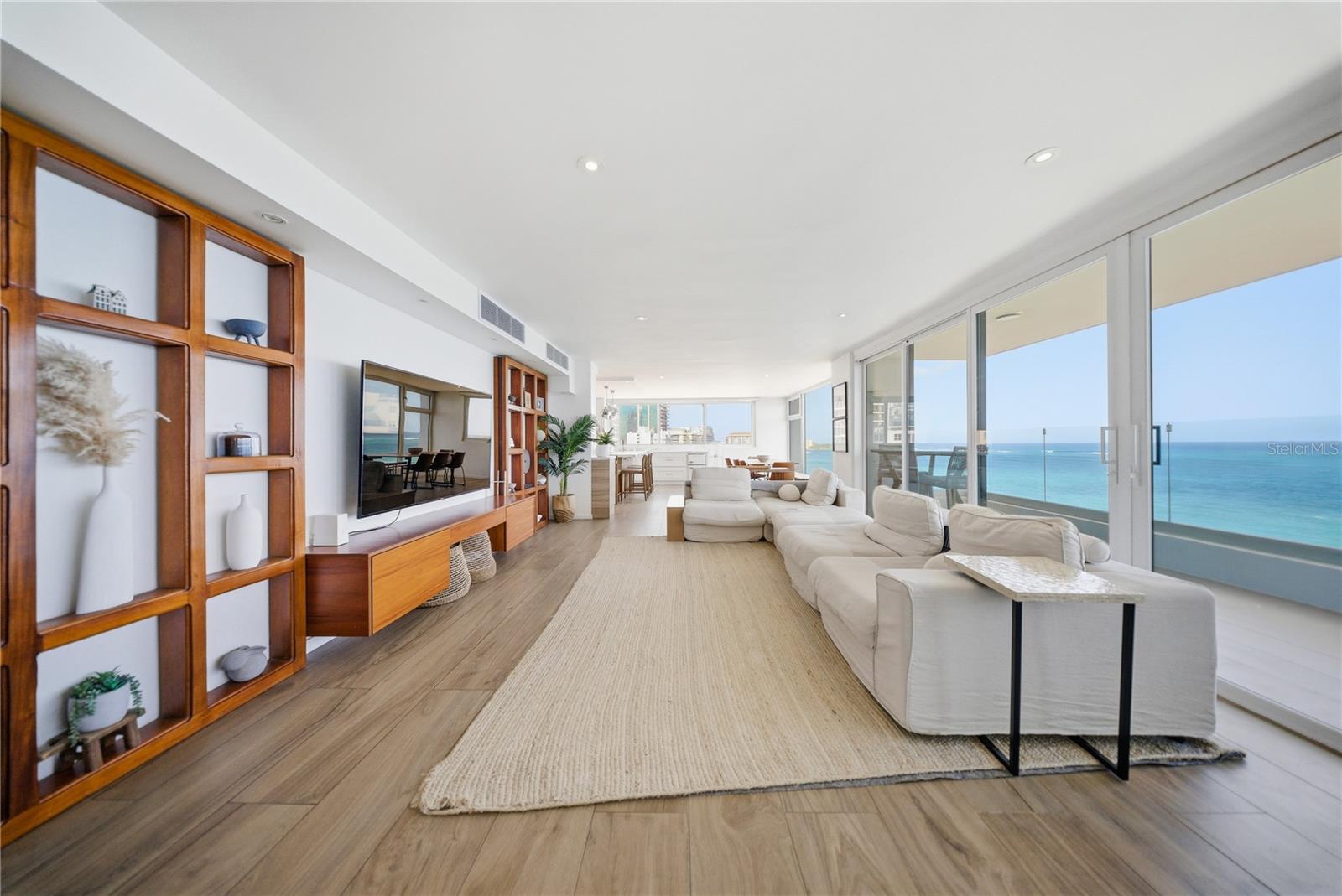 CERVANTES 1 - Residential