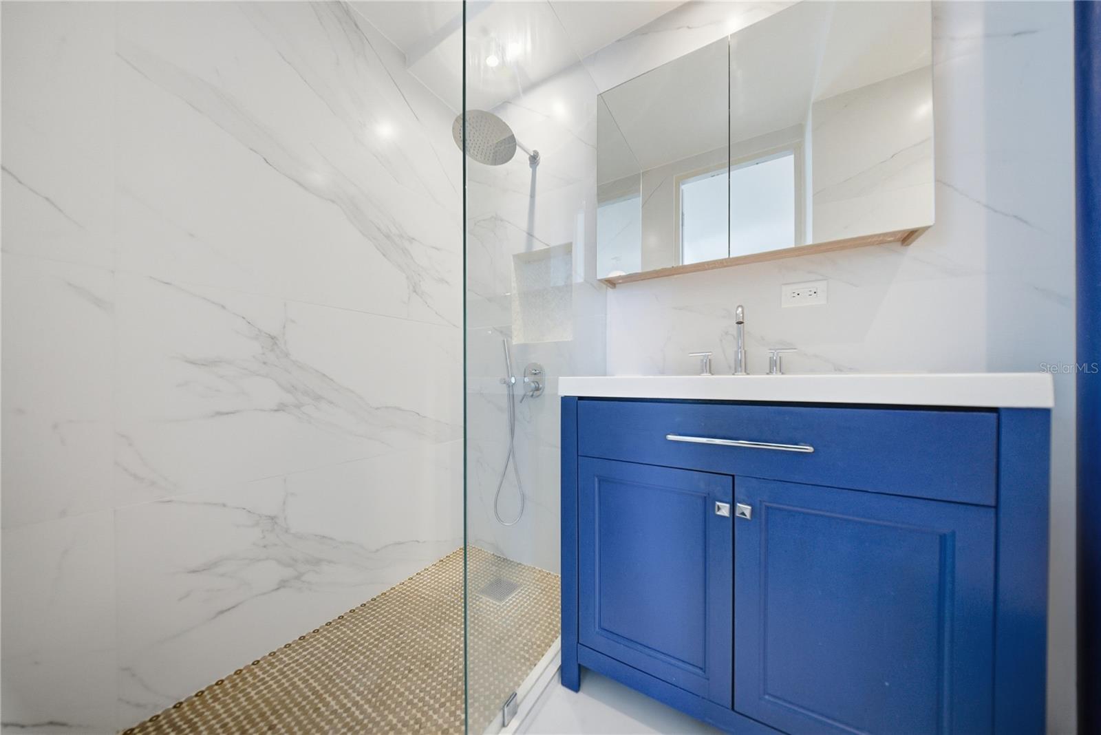 CERVANTES 1 - Residential