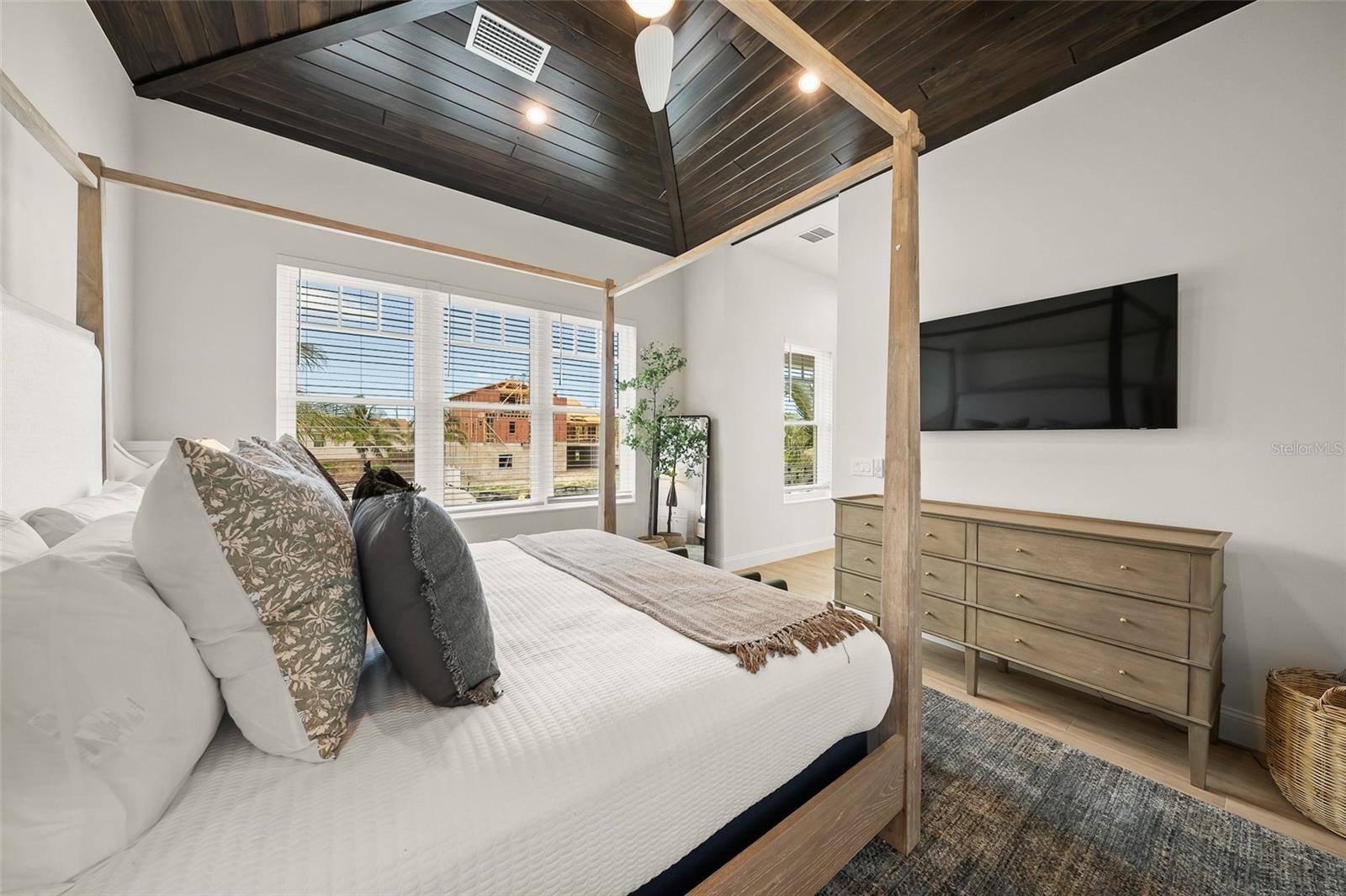 STICKNEY POINT SUB - Residential