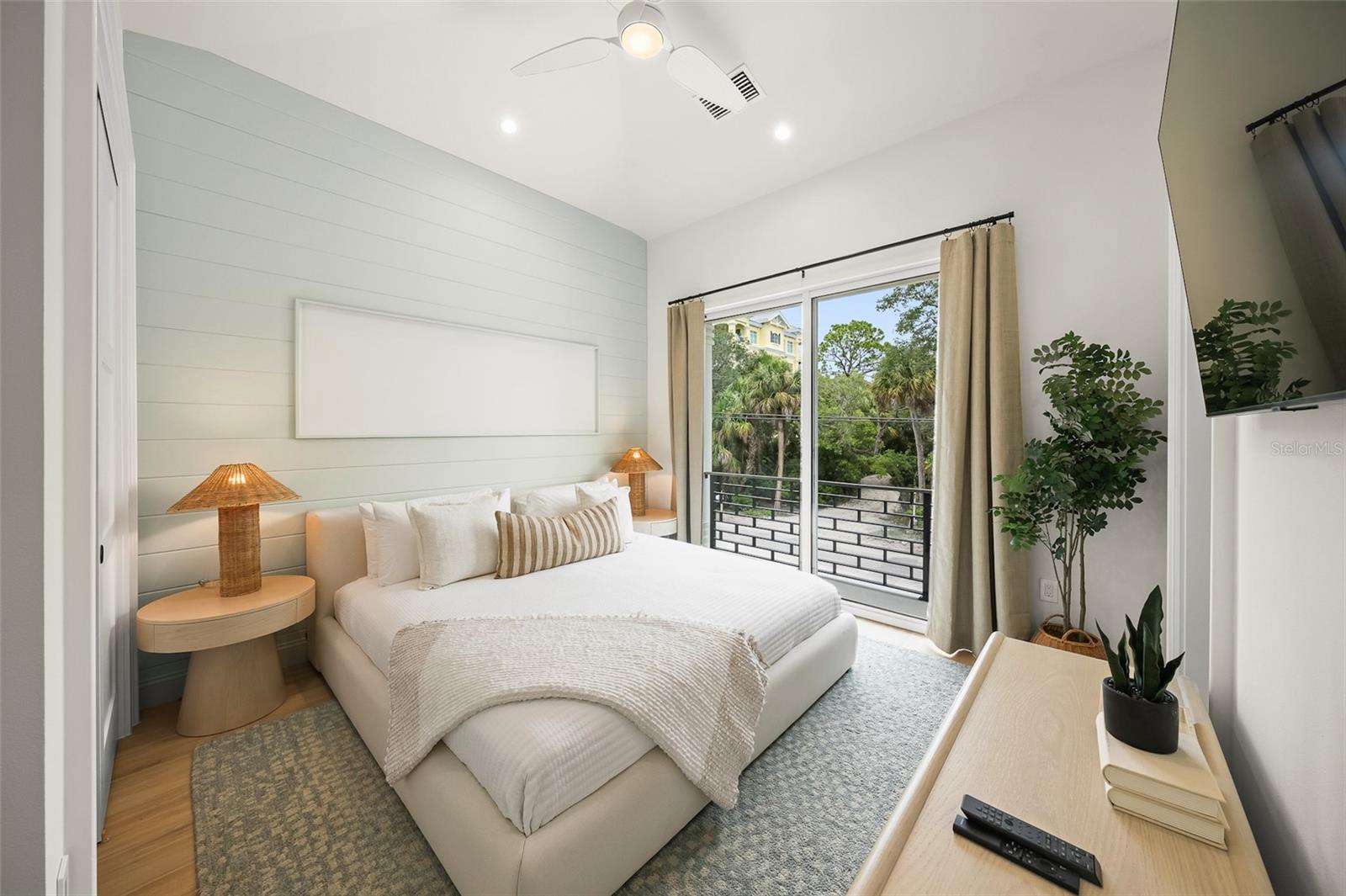 STICKNEY POINT SUB - Residential