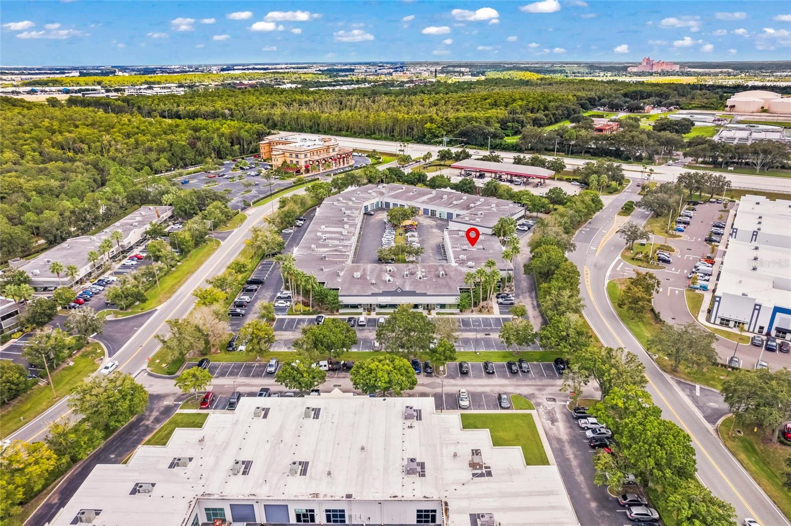 STARPOINTE 02 SERVICE CENTER - Commercial Lease