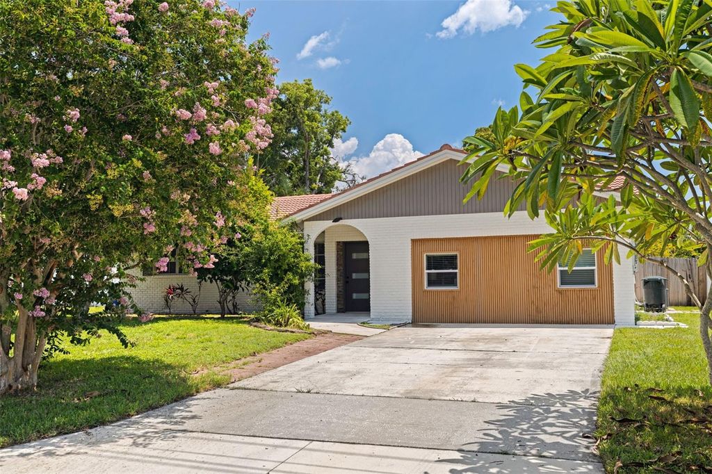 Photo of 787 San Salvador Drive, Dunedin, FL 34698 (MLS # TB8407009)