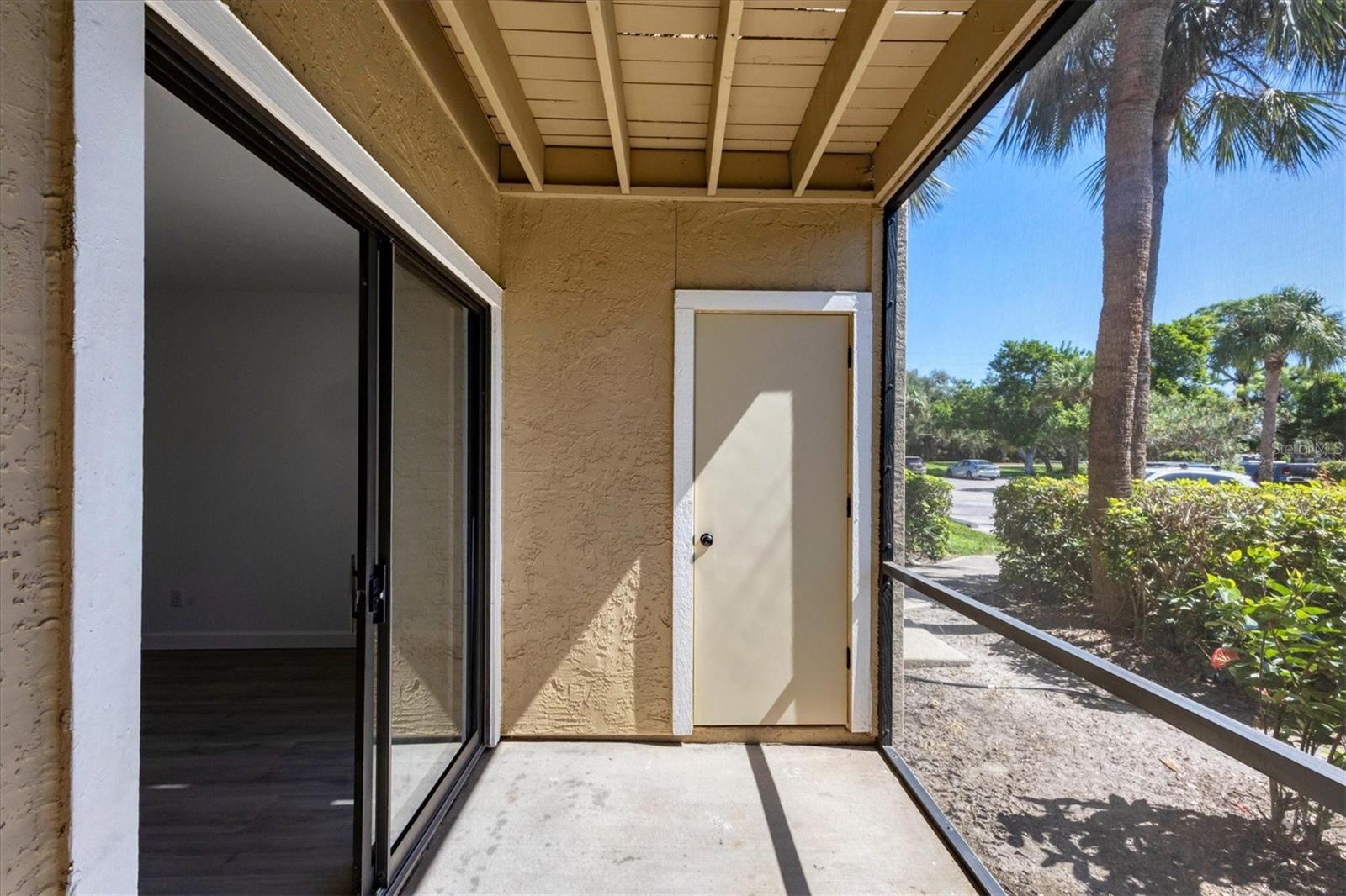 VINTAGE GRAND - Residential