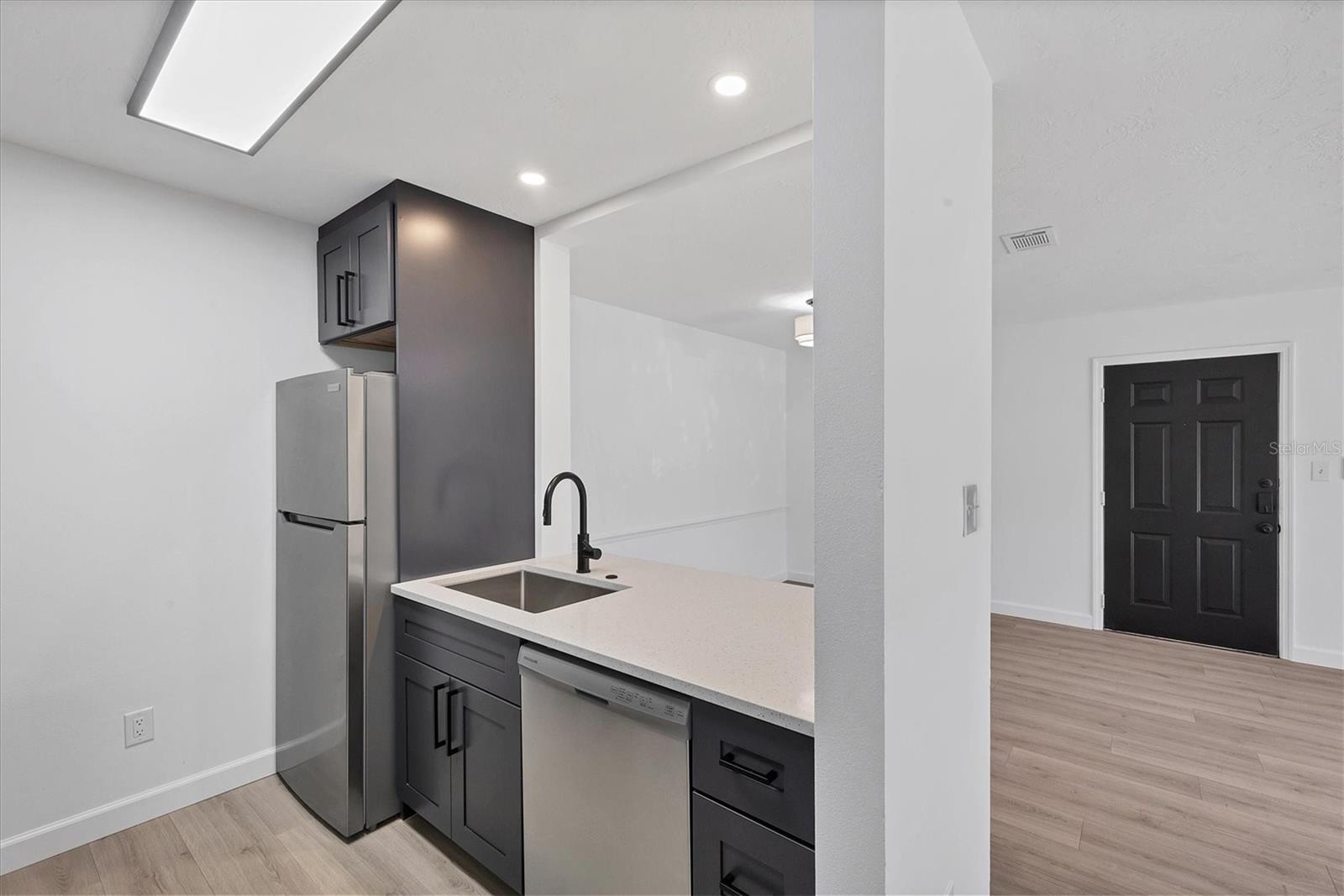 VINTAGE GRAND - Residential