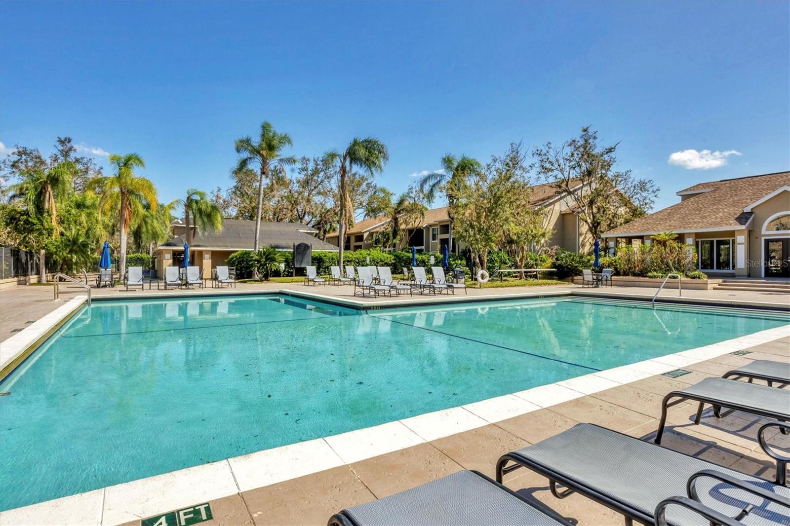 VINTAGE GRAND - Residential