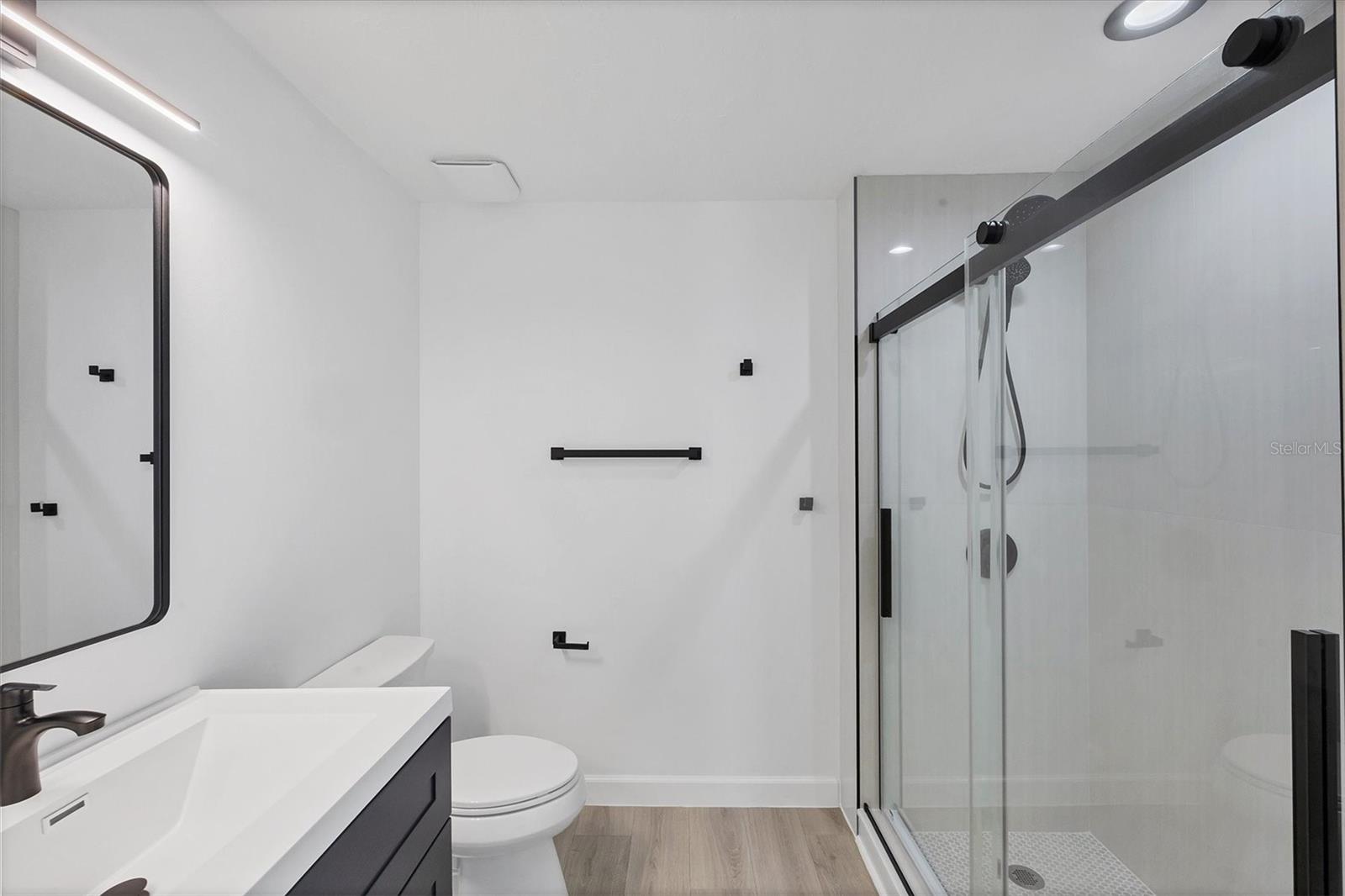 VINTAGE GRAND - Residential