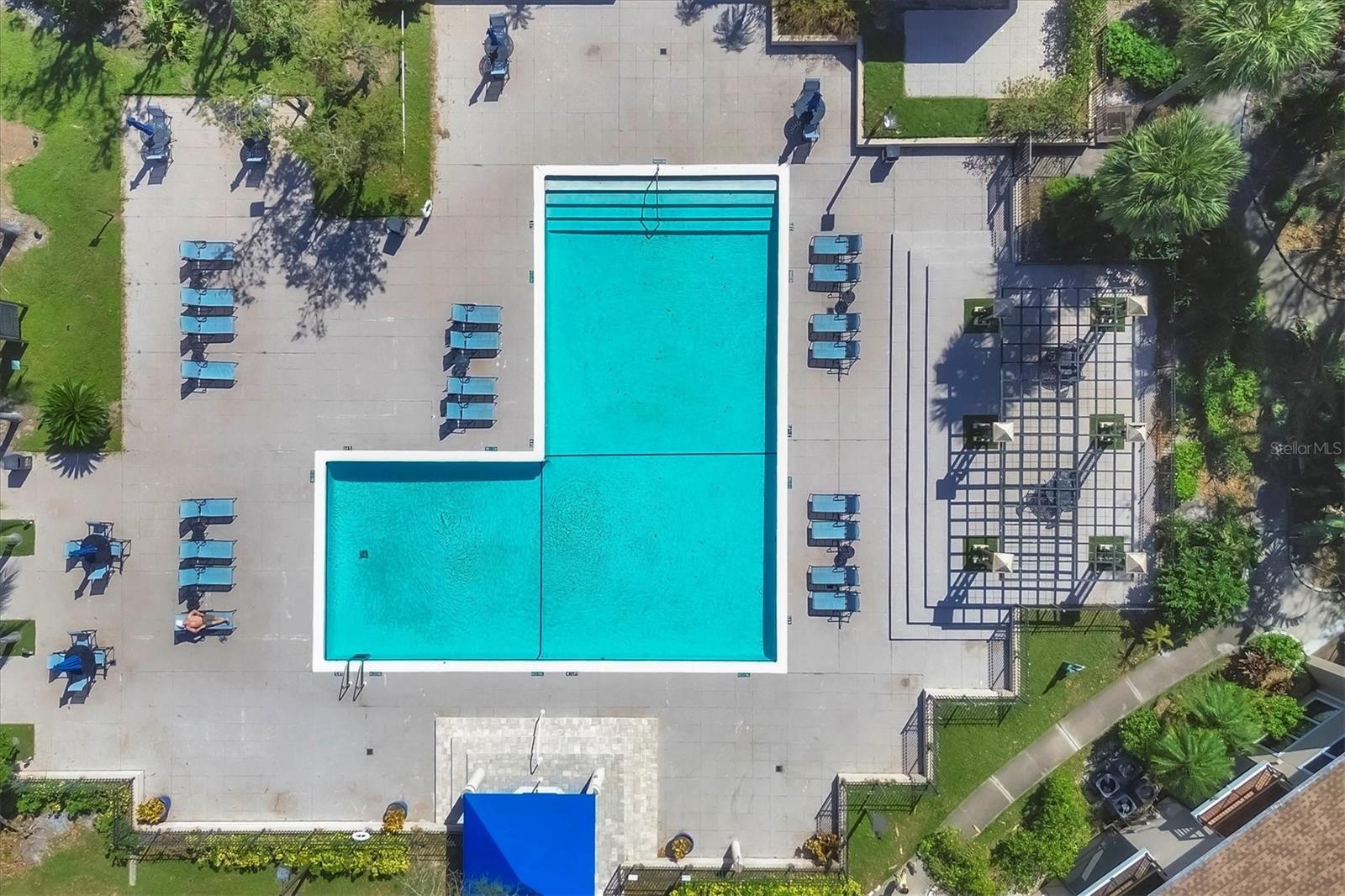 VINTAGE GRAND - Residential