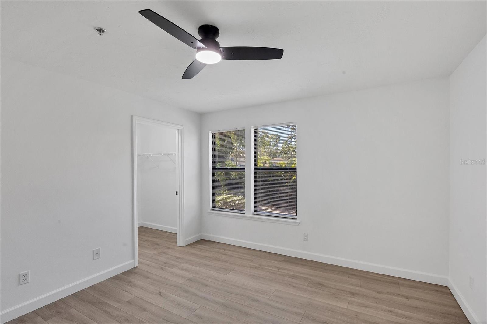 VINTAGE GRAND - Residential