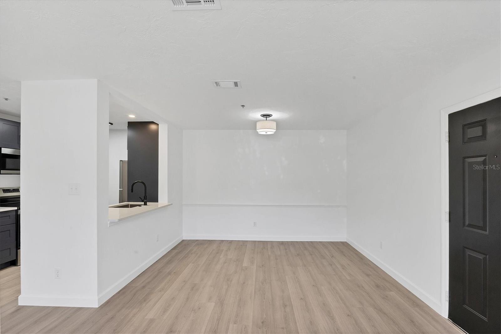 VINTAGE GRAND - Residential