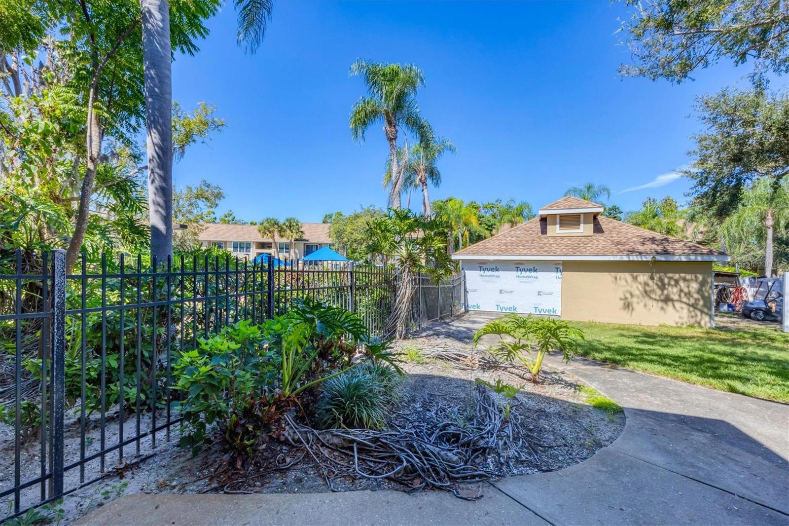 VINTAGE GRAND - Residential