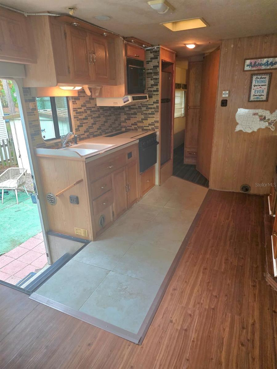 3000 CLARCONA ROAD 770