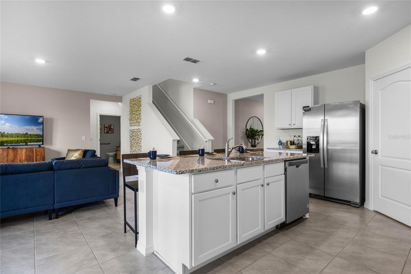 RIVIERA BELLA UN 9C - Residential