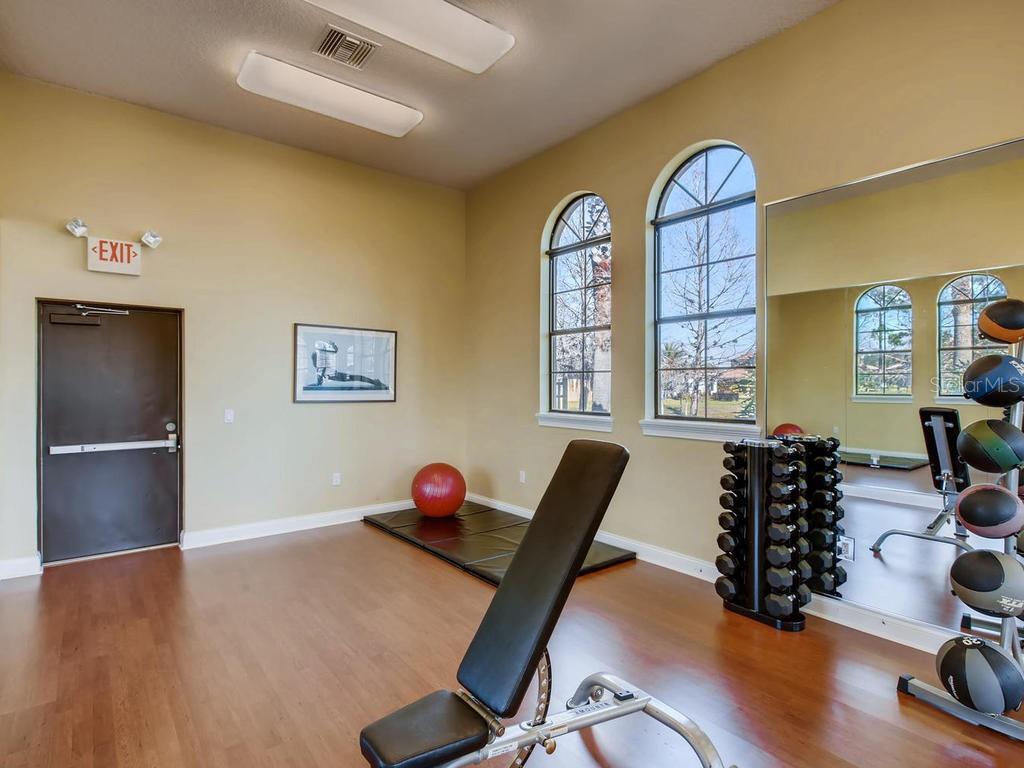 RIVIERA BELLA UN 9C - Residential