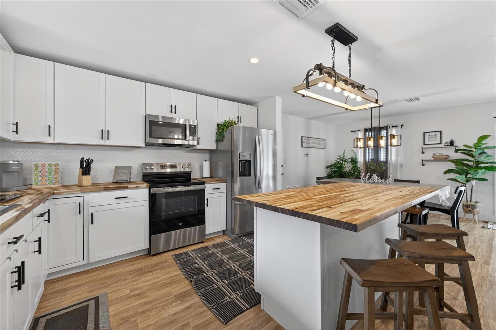 WESTWOOD HEIGHTS UNIT 01 - Residential