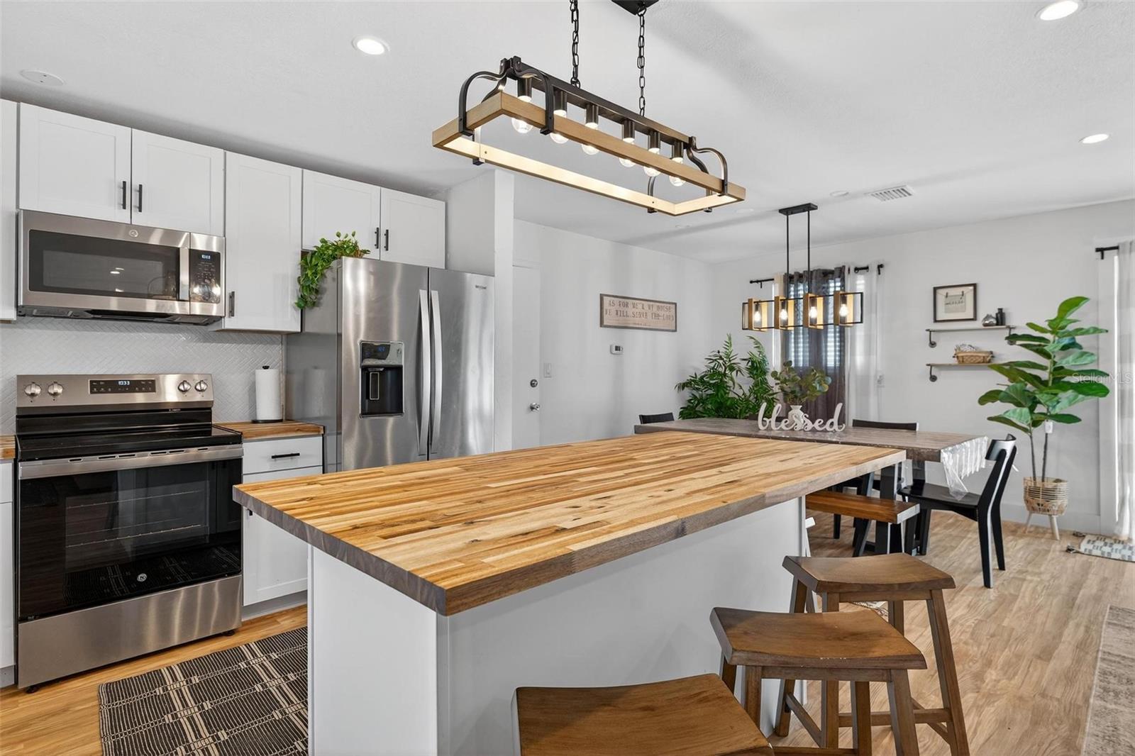 WESTWOOD HEIGHTS UNIT 01 - Residential