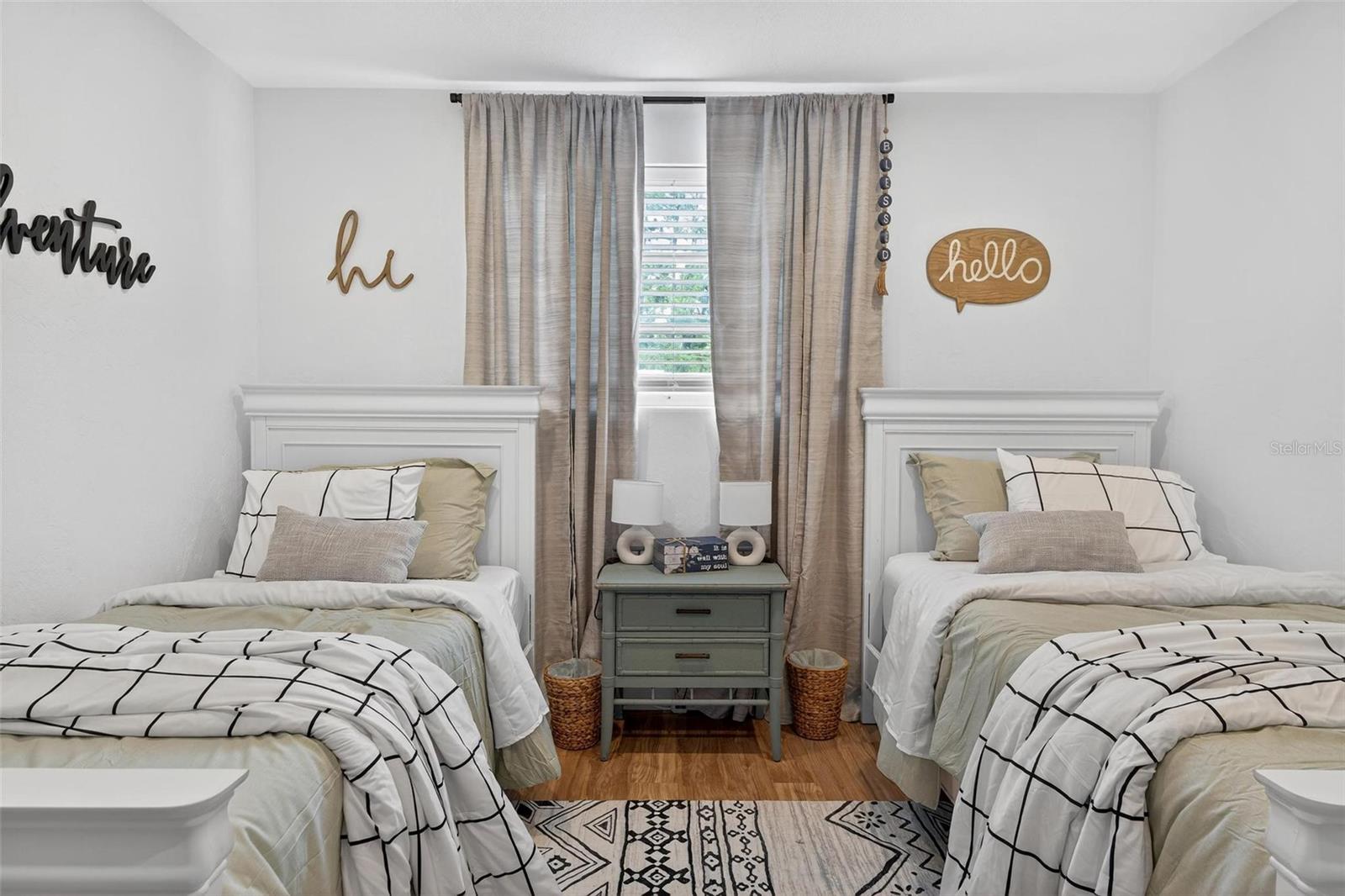 WESTWOOD HEIGHTS UNIT 01 - Residential