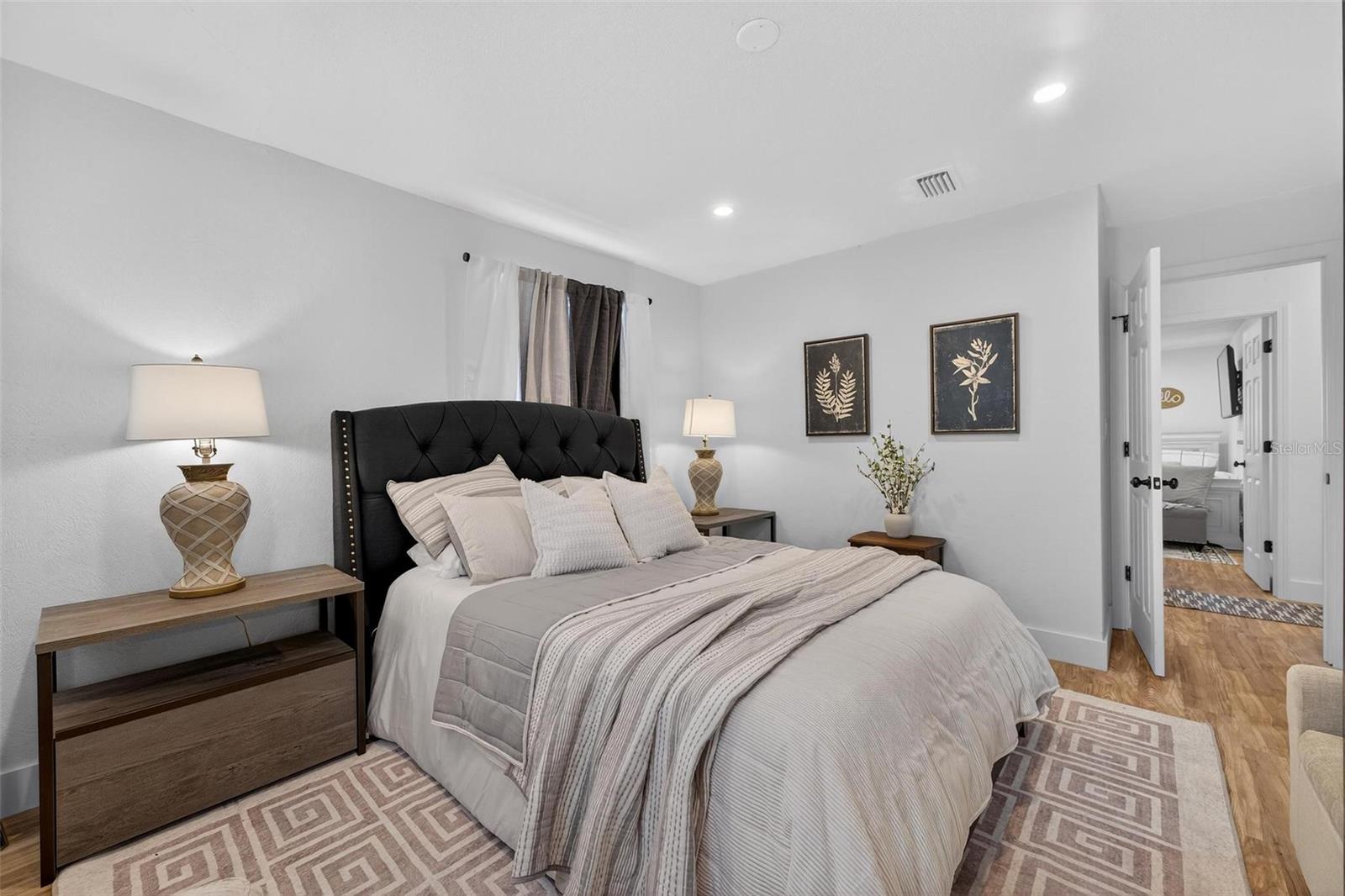 WESTWOOD HEIGHTS UNIT 01 - Residential