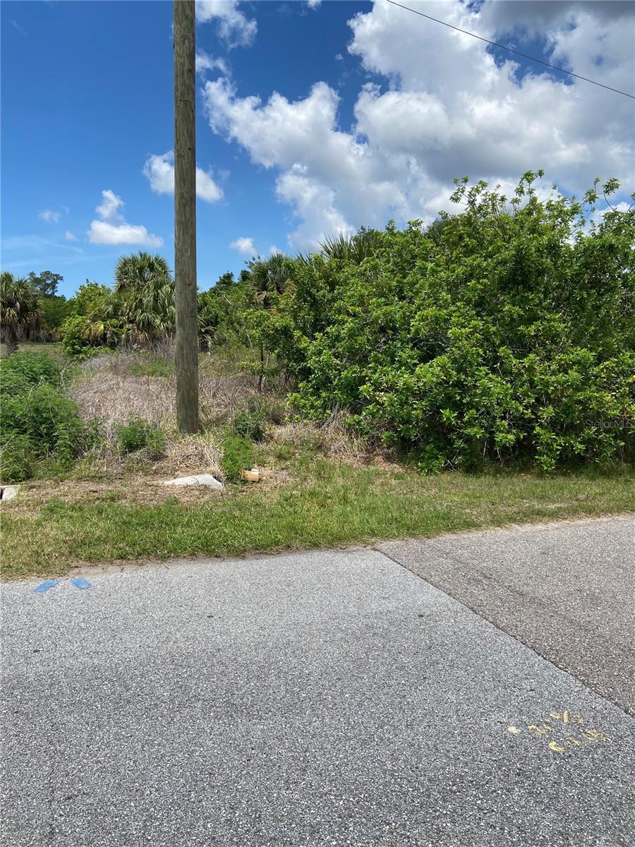 PORT CHARLOTTE SUB 37 - Land