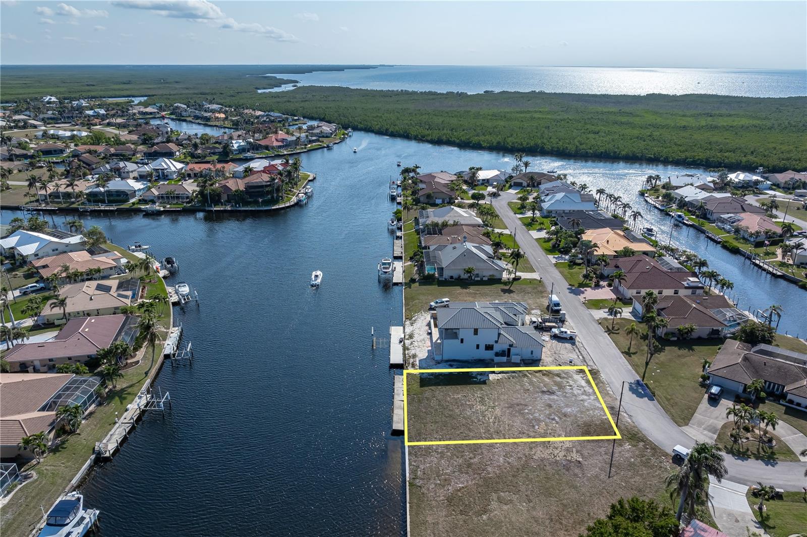 PUNTA GORDA ISLES SEC 12 - Land