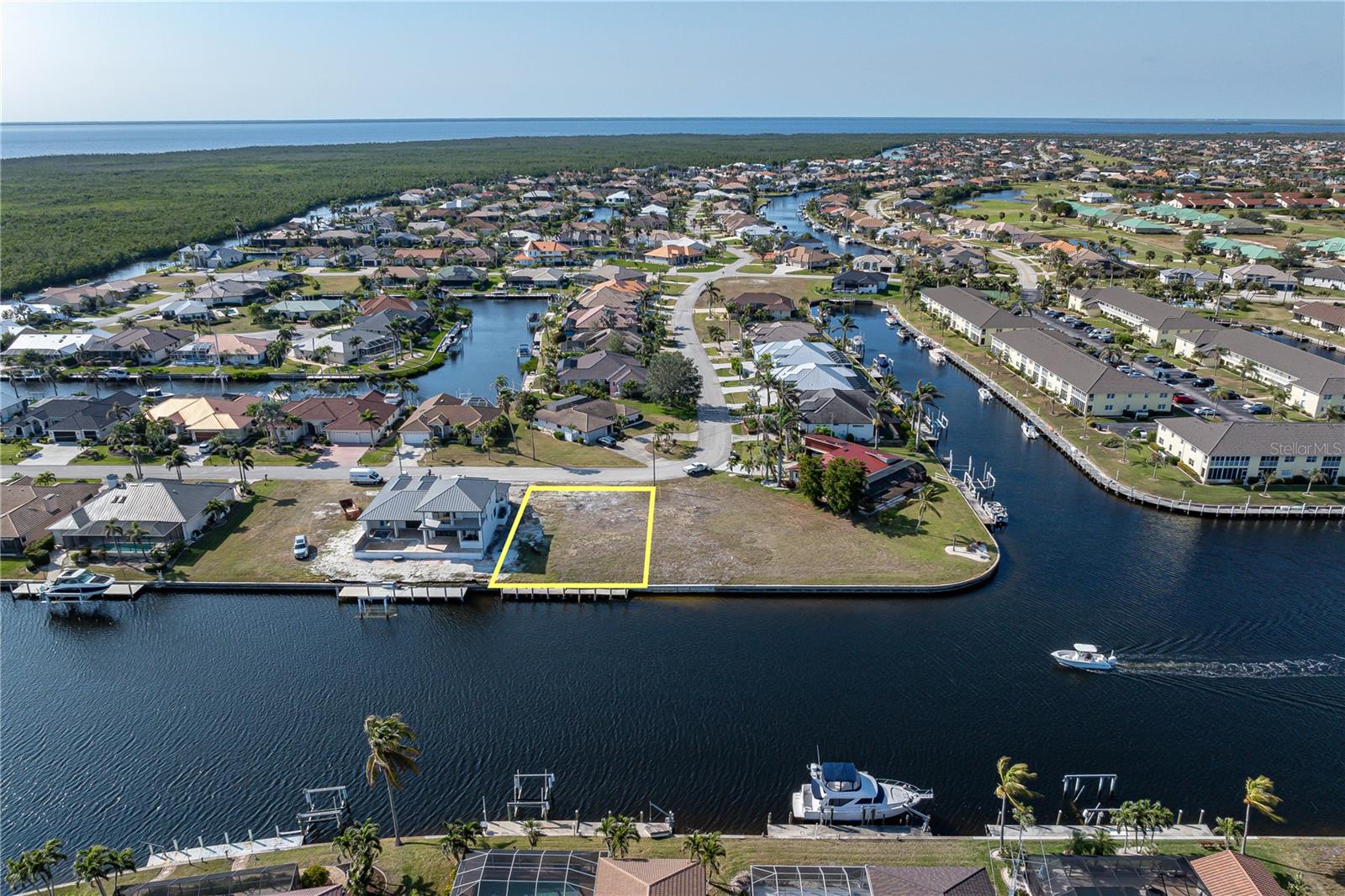 PUNTA GORDA ISLES SEC 12 - Land
