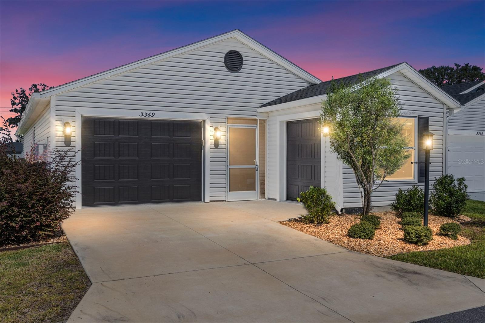 VILLAGES/SOUTHERN OAKS UN #127 - Residential