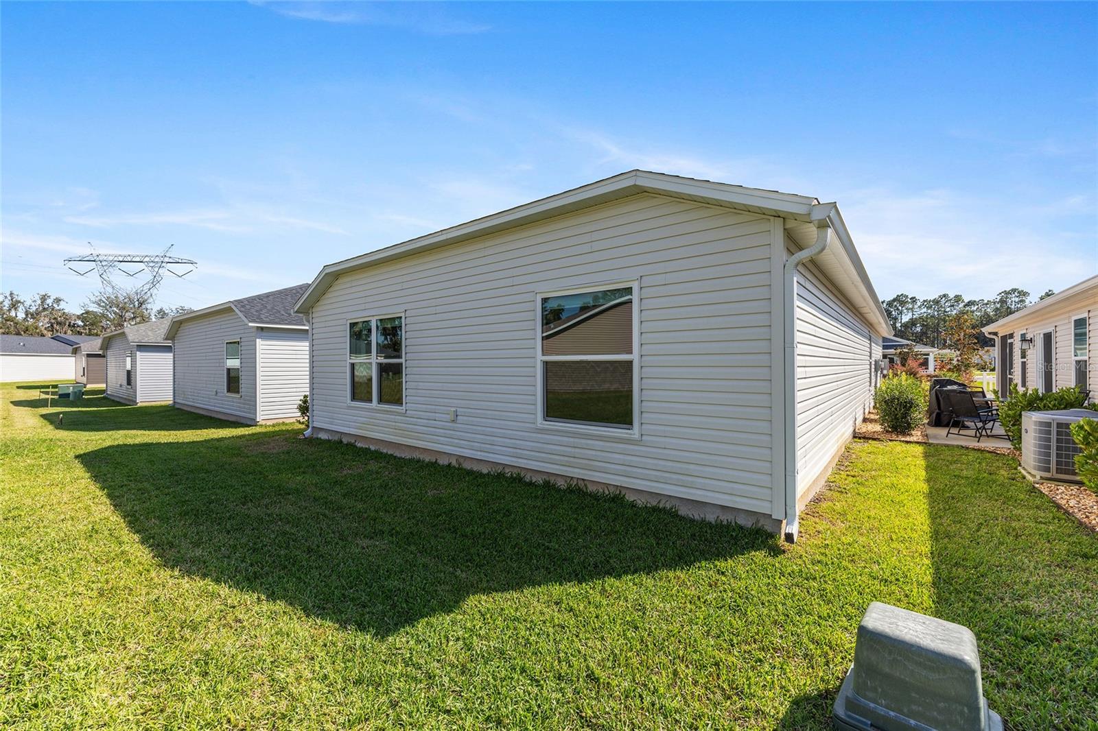 VILLAGES/SOUTHERN OAKS UN #127 - Residential