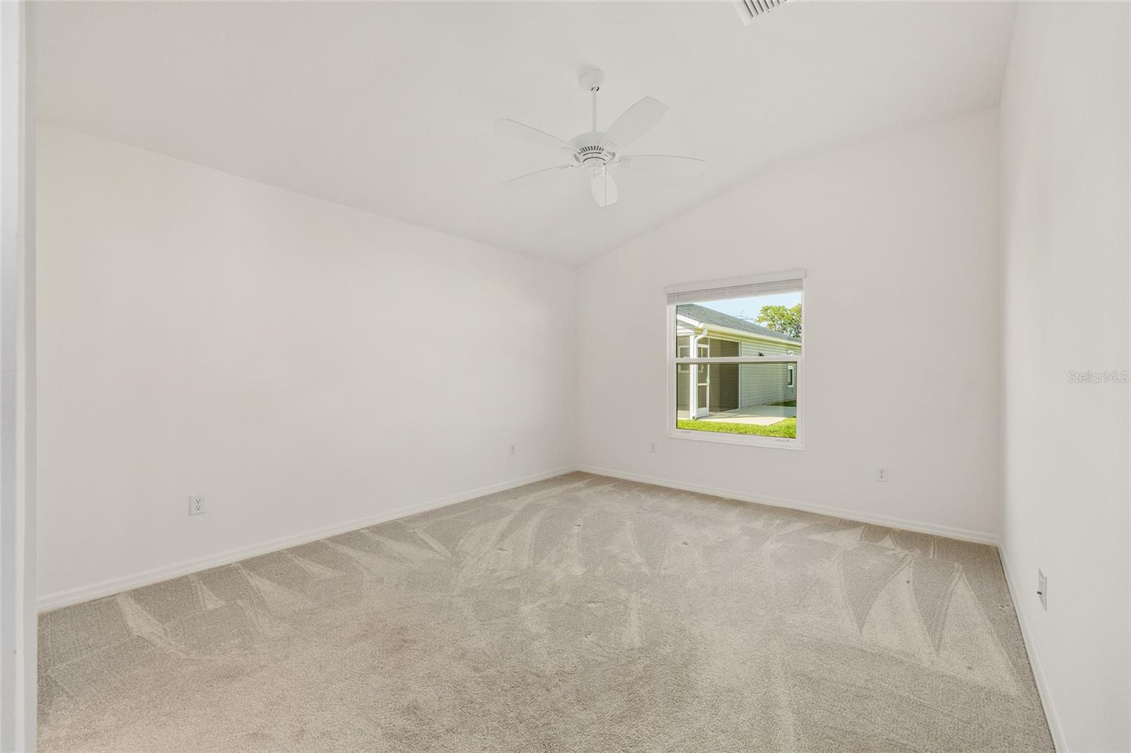 VILLAGES/SOUTHERN OAKS UN #127 - Residential