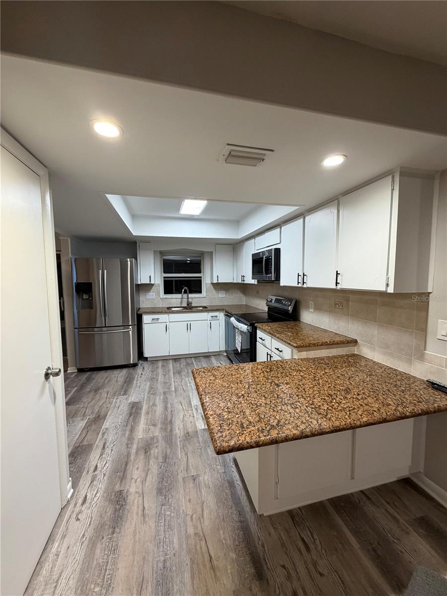 SPRING OAKS - Residential