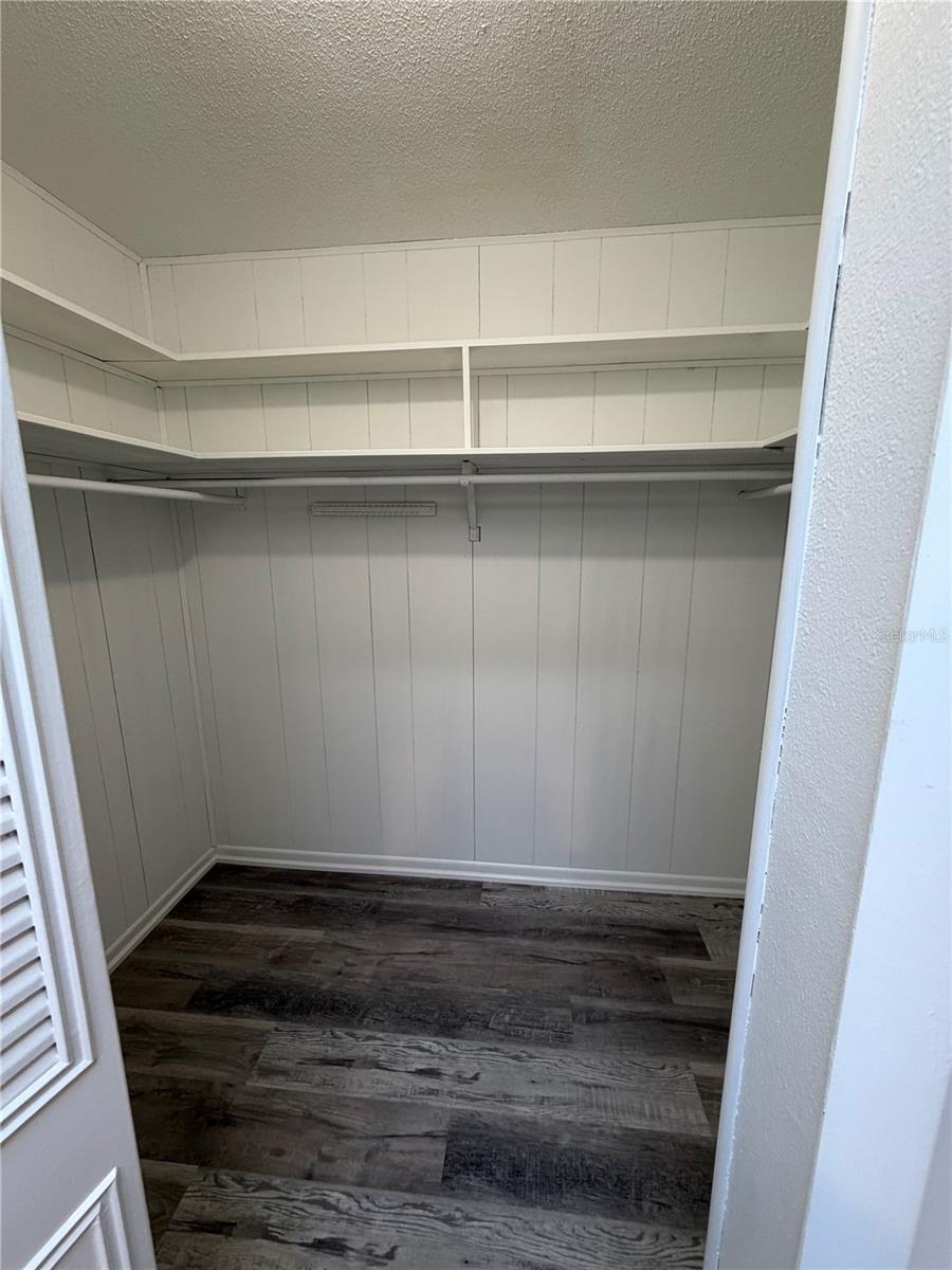 SPRING OAKS - Residential