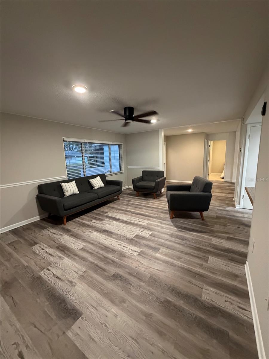 SPRING OAKS - Residential