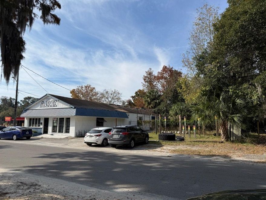 0.40± acres three-parcel assemblage positioned just minutes from UF, the Innovation District, and Downtown’s rapidly expanding residential and commercial core. Located in the Gainesville CRA district and Opportunity Zone.