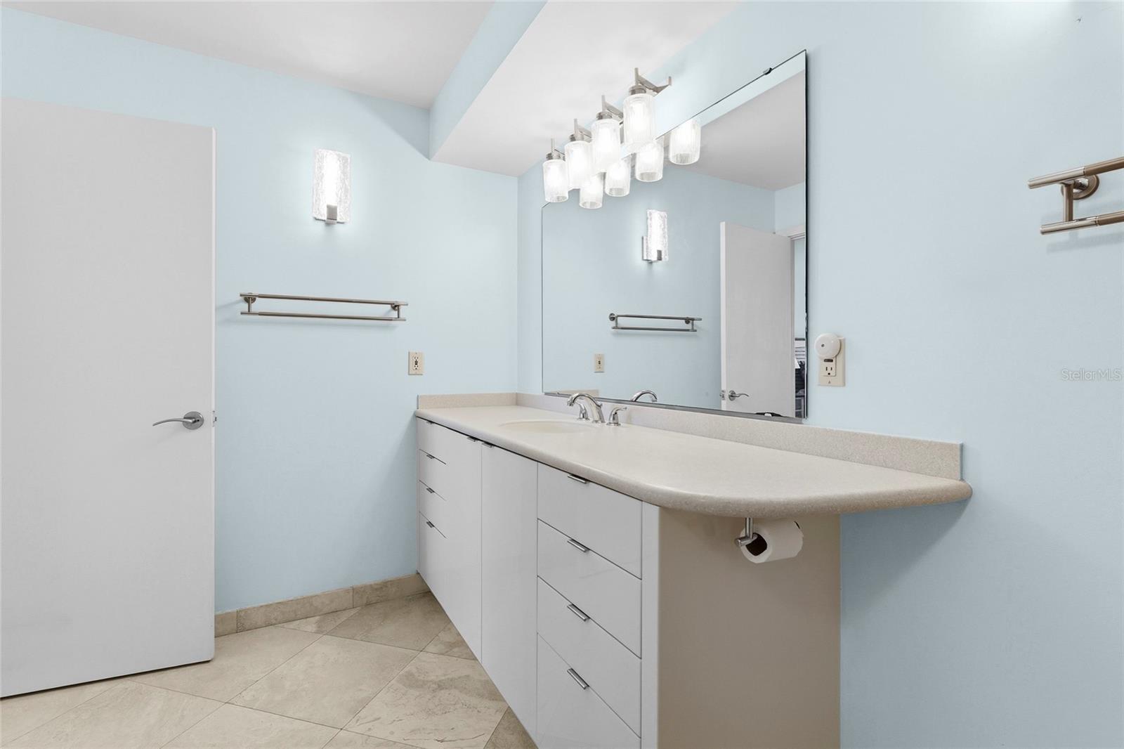 SEA GATE CLUB - Residential