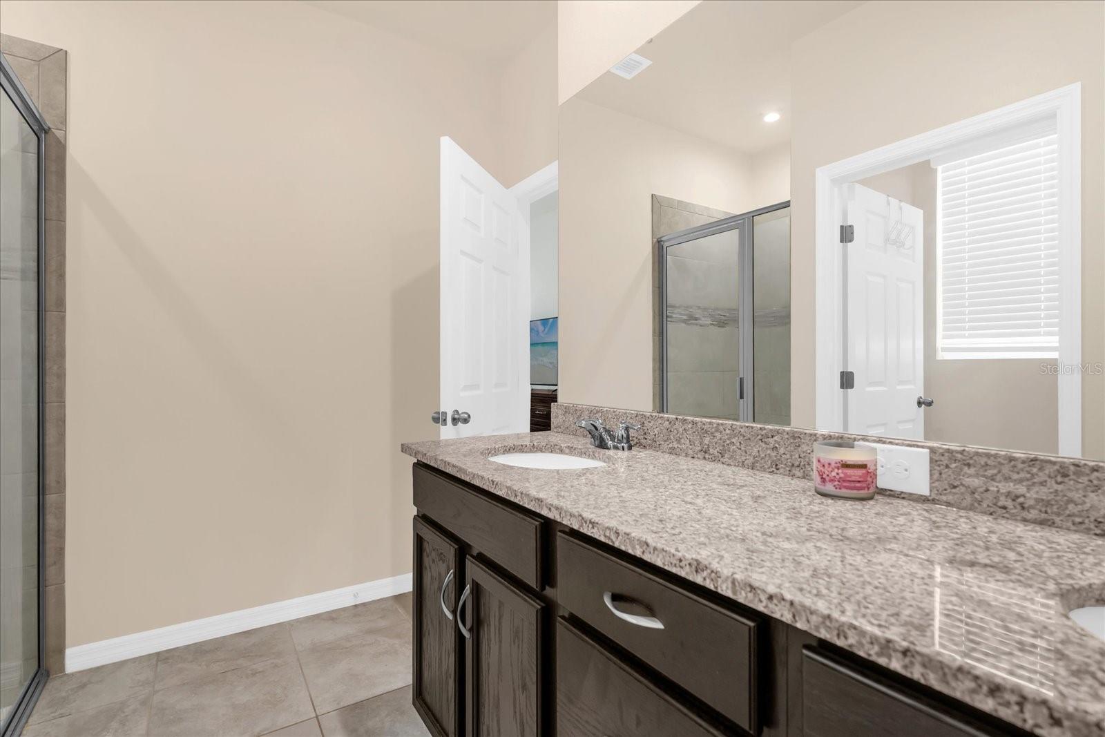 TAPESTRY PH 5 - Residential