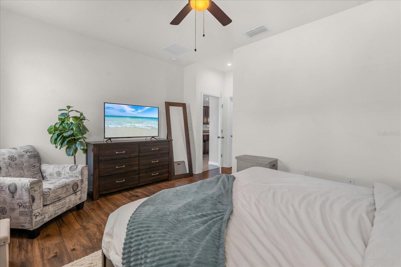 TAPESTRY PH 5 - Residential