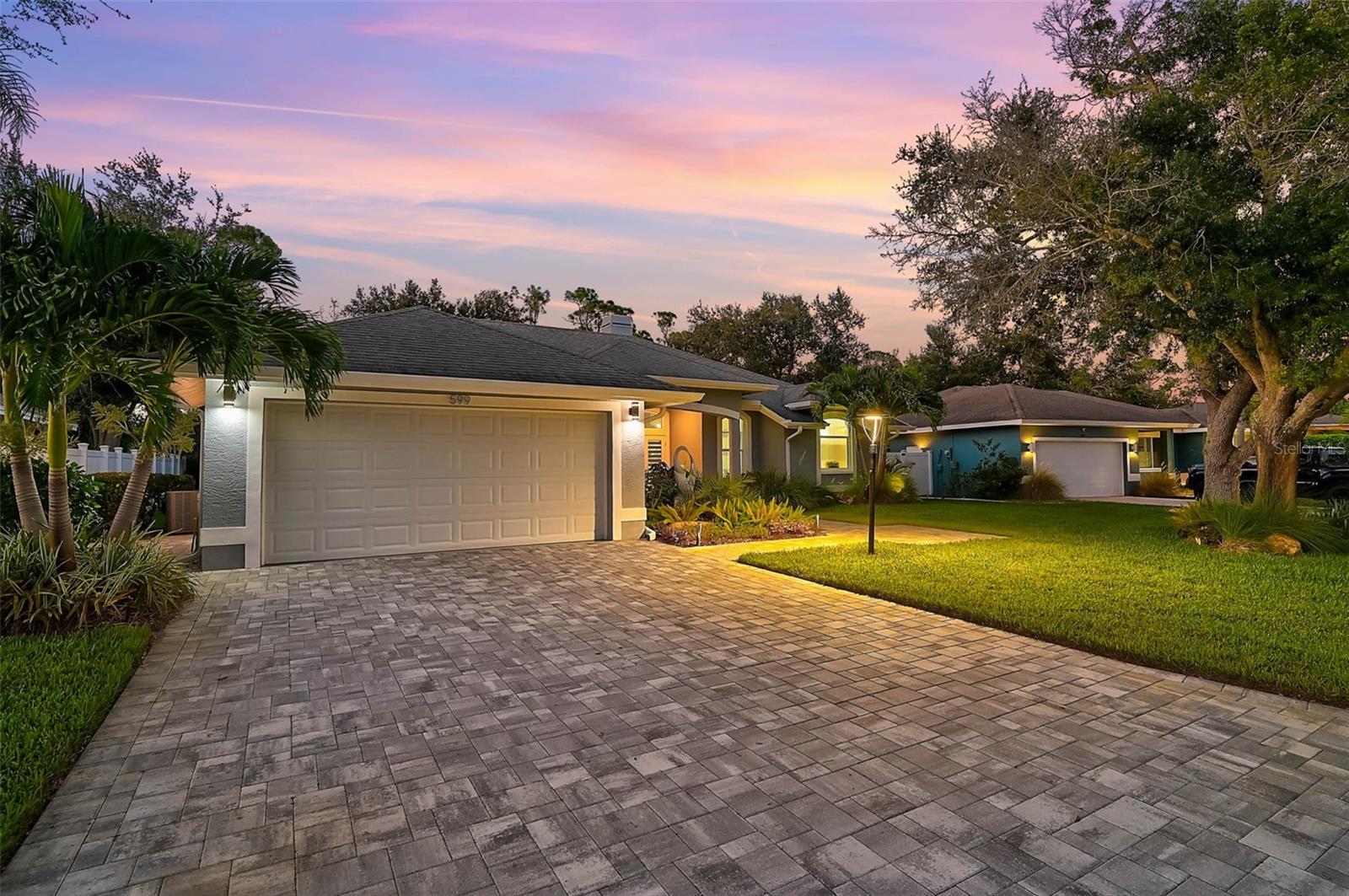 BAY OAKS ESTATES - Residential