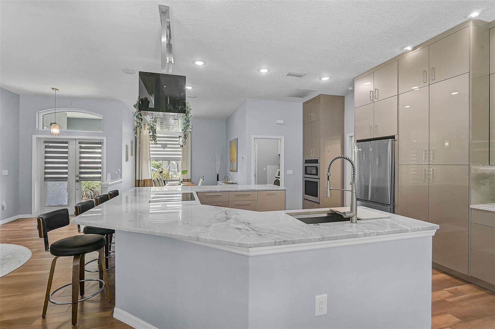 BAY OAKS ESTATES - Residential