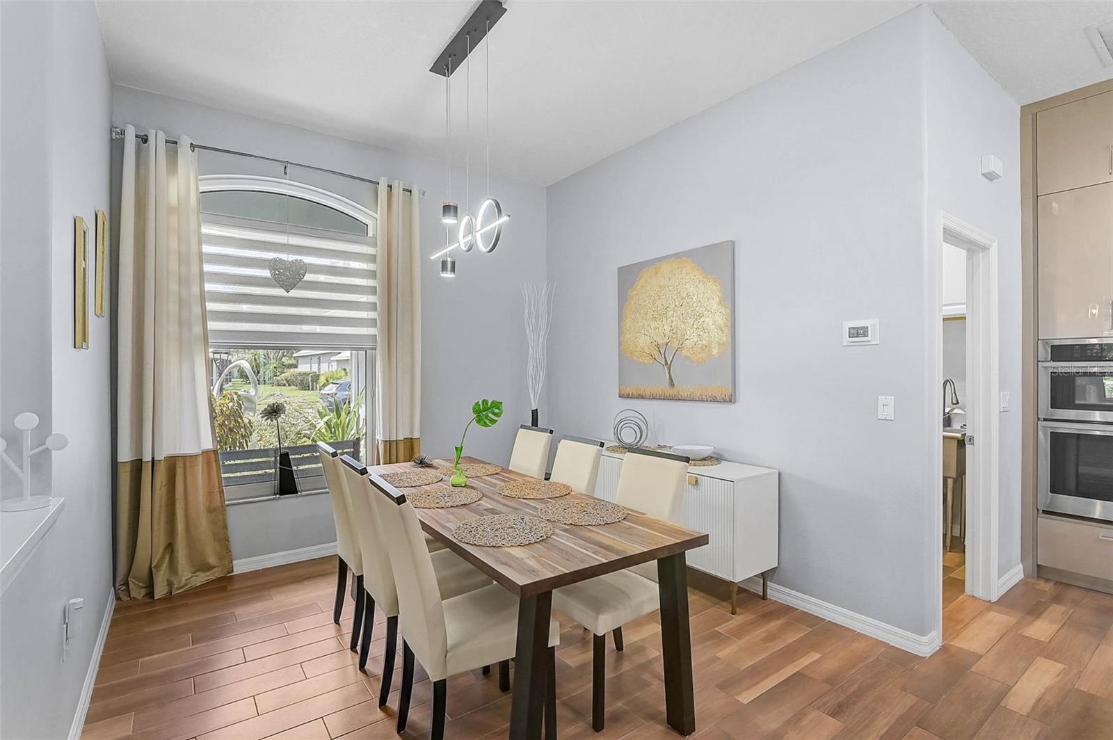 BAY OAKS ESTATES - Residential