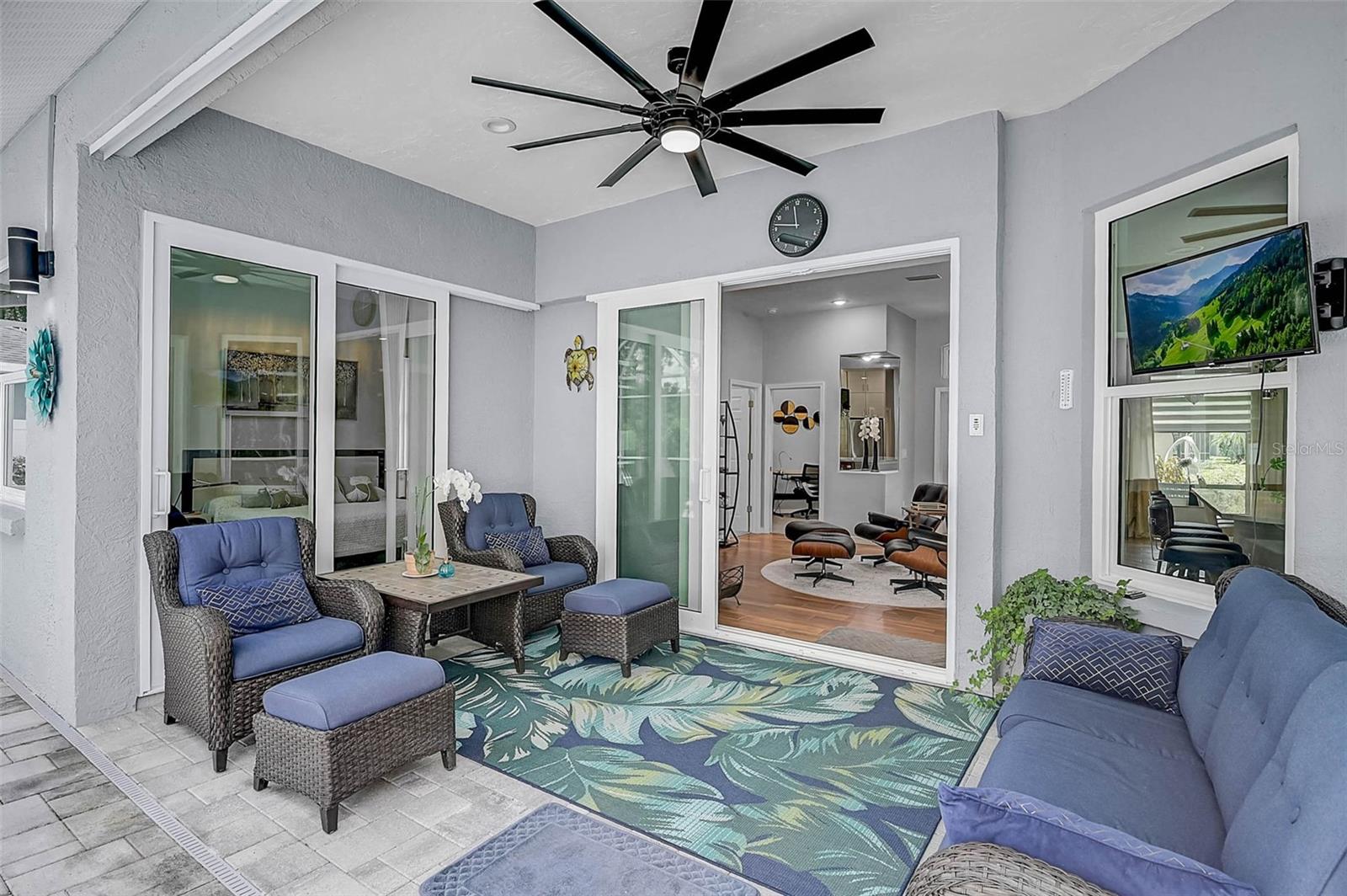 BAY OAKS ESTATES - Residential