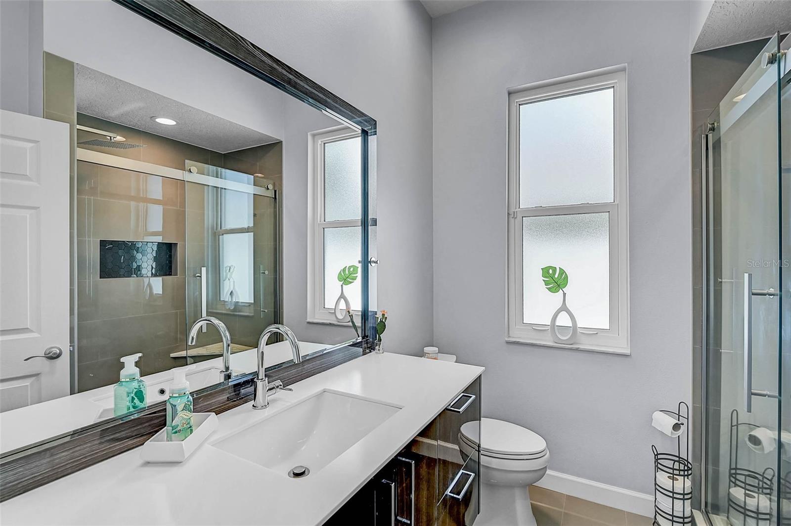 BAY OAKS ESTATES - Residential